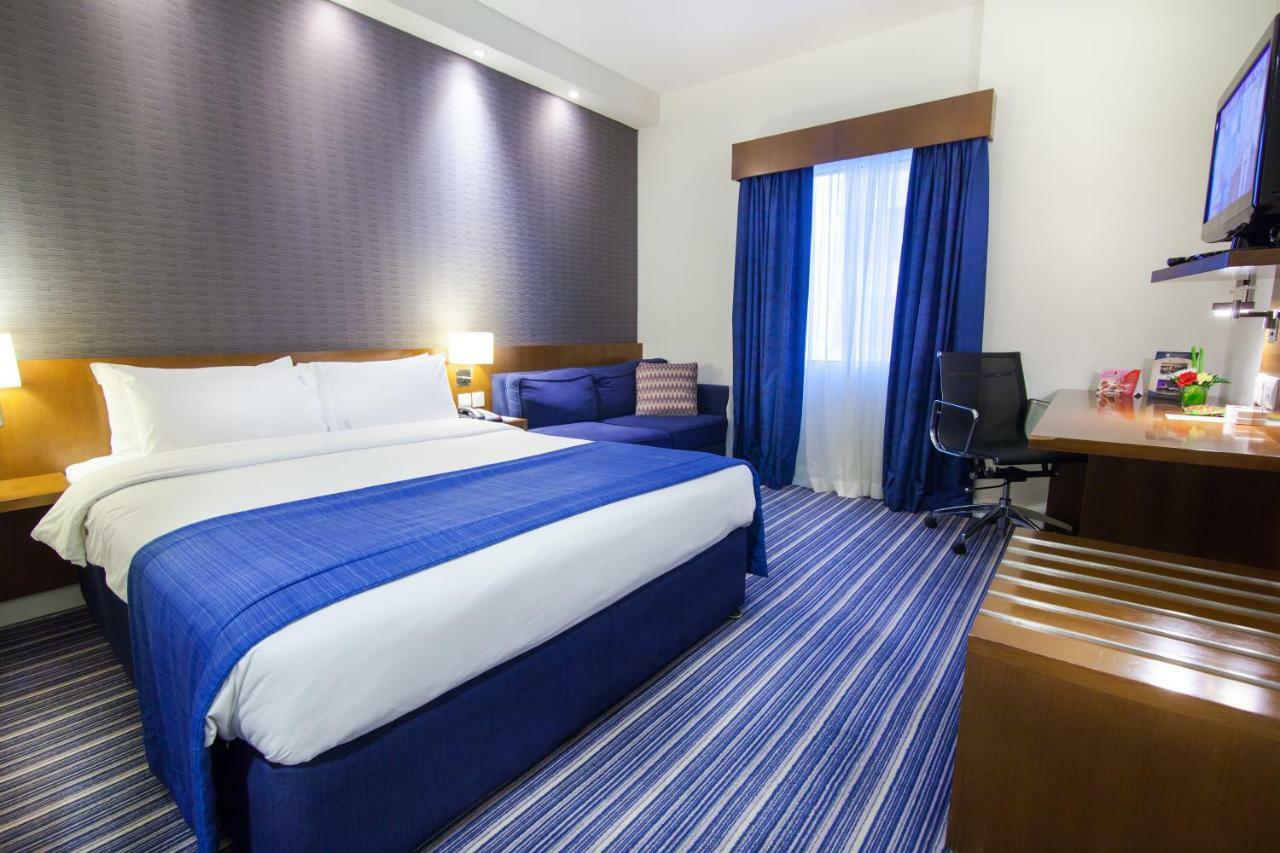 Holiday Bahrain Hotel Manama Eksteriør bilde