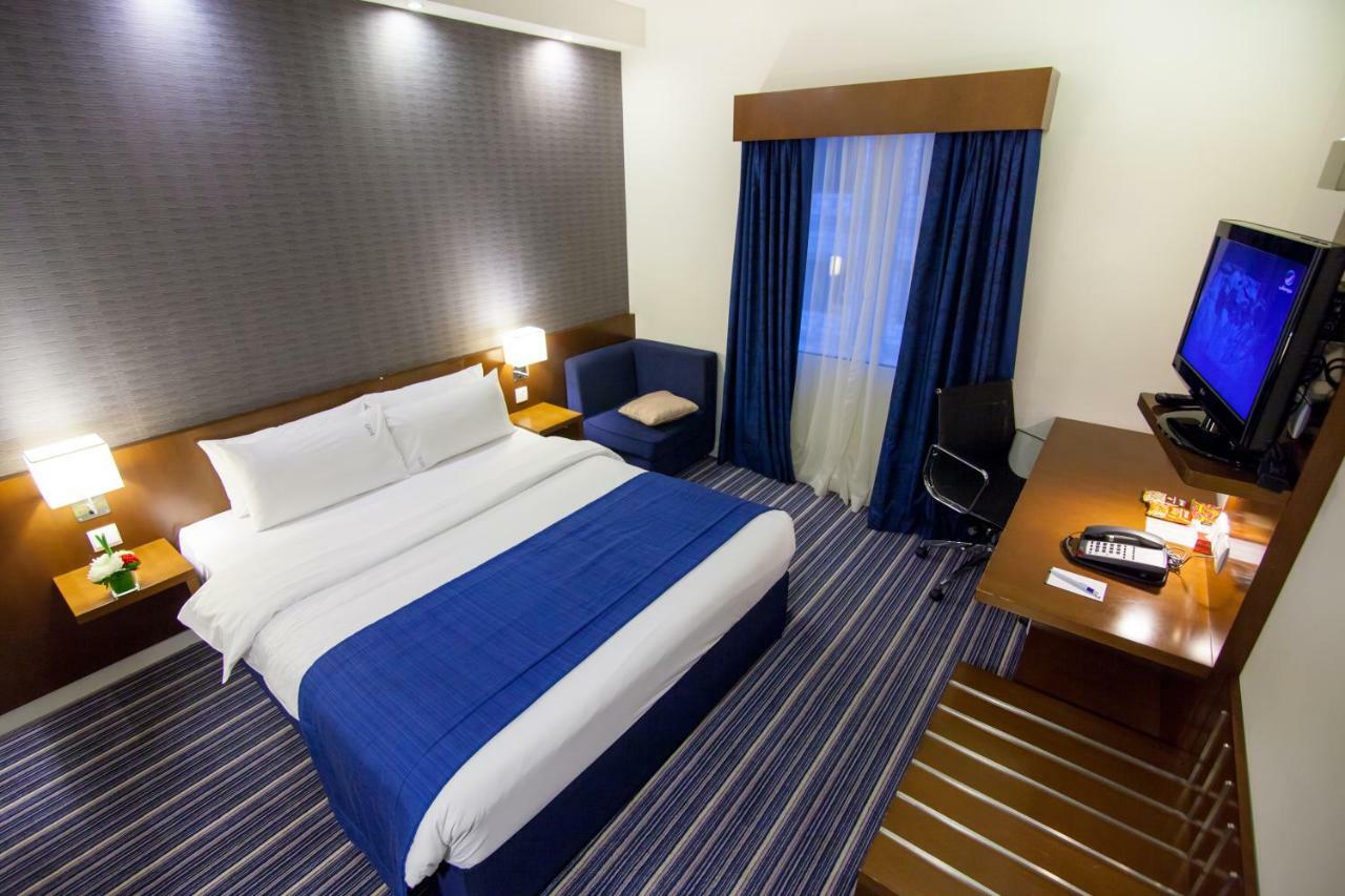 Holiday Bahrain Hotel Manama Eksteriør bilde